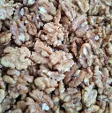 nueces-mariposa-temporada-huertoverde.webp