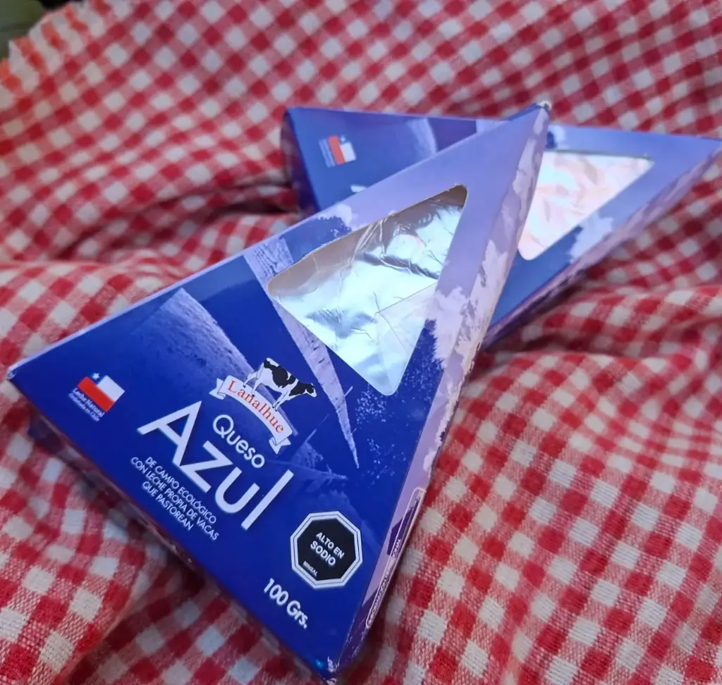 Queso Azul Artesanal Libre pastoreo